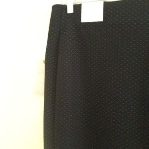 Lila Rose Mordern Fit Pencil Skirt